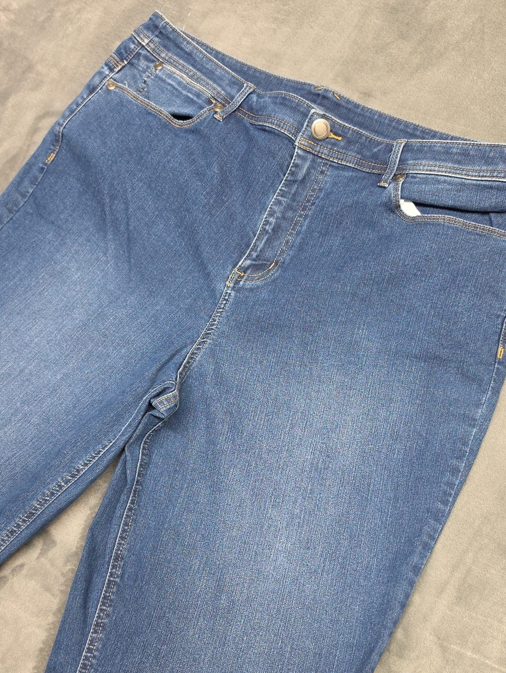 Christopher & Banks Capri Jeans Sz 16